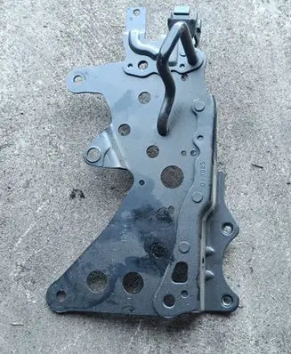 BMW X5 E53 Seat back rest lock catch 7059616