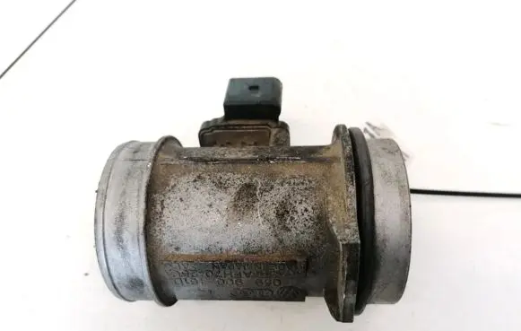 Audi A6 S6 C5 4B Mass air flow meter 059906461D AFH7025C