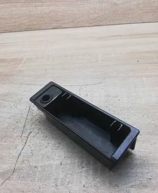 BMW 3 E46 Ashtray (front) 8229175