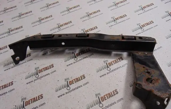 Honda CR-V Front bumper mounting bracket