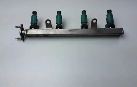 Hyundai i20 (PB PBT) Fuel injector 3531003000