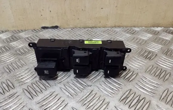 KIA Rio Electric window control switch 935701W950 299105212