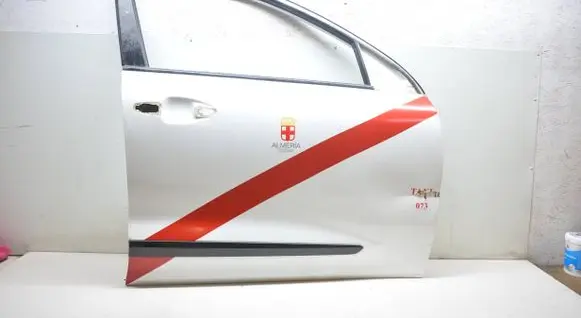 KIA Niro Front door
