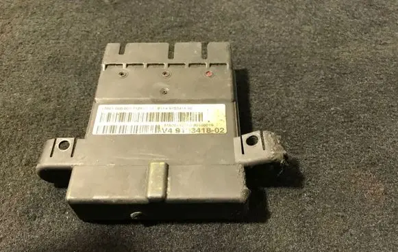 BMW 5 F10 F11 Current control relay 9153418