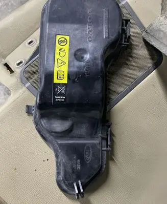 Volvo S80 Headlight/headlamp dust cover 30760152 63301