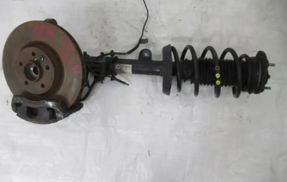 Fiat 500L Front wheel hub spindle knuckle