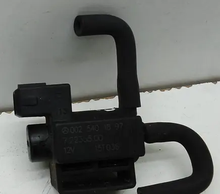 Mercedes-Benz GL X164 Turbo solenoid valve 0025401897 15T036 72235500