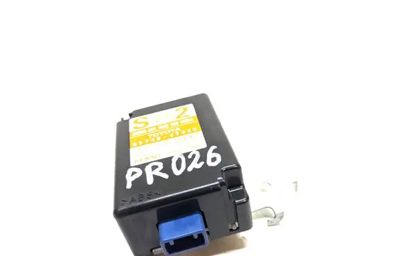 Toyota Prius (XW30) Door control unit/module 8974047020