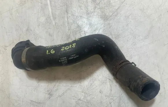 Opel Insignia B Engine coolant pipe/hose 422346486 C1069200 39887121