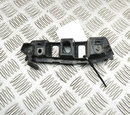 Volkswagen Touareg II Front bumper mounting bracket 7P6807183F