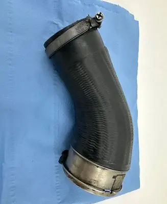 Intercooler hose/pipe