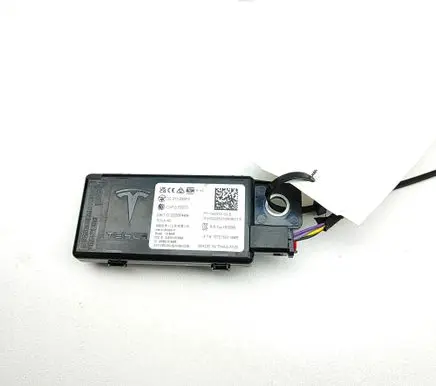 Tesla Model Y Juniper Keyless (KESSY) go control unit/module 178058000E 183236300B