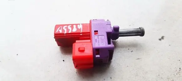 Clutch pedal sensor
