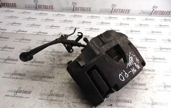 Volvo XC90 Front brake caliper 30657307
