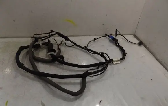 Skoda Fabia Mk2 (5J) Tailgate/trunk wiring harness 5J971147B
