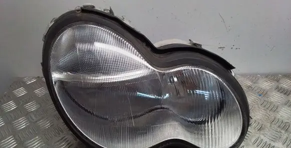 Mercedes-Benz C W203 Headlight/headlamp