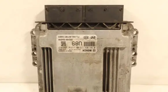 KIA Ceed Engine control unit/module ECU 0281032119