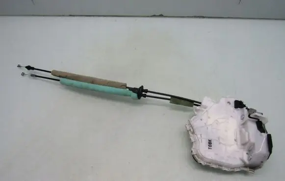 Mazda CX-30 Rear door lock
