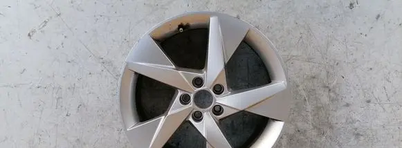 Skoda Scala R17 alloy rim 657601025C 2758138