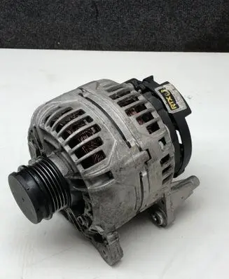 Audi A4 S4 B7 8E 8H Generator/alternator
