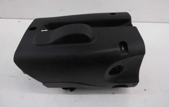 Ford Focus Steering wheel column trim