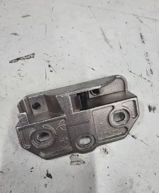 BMW 3 E46 Convertible roof lock/latch 8204285