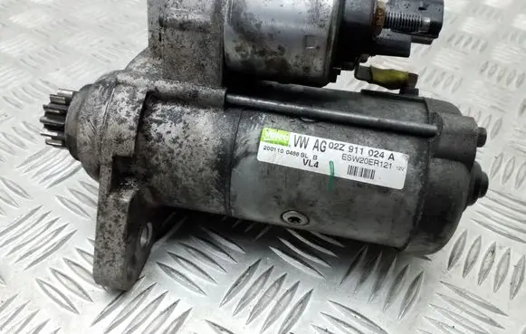 Volkswagen Golf VI Starter motor 911024A ESW20ER121