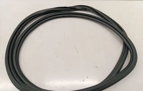 Audi A3 8Y Front door rubber seal 8Y0831721B