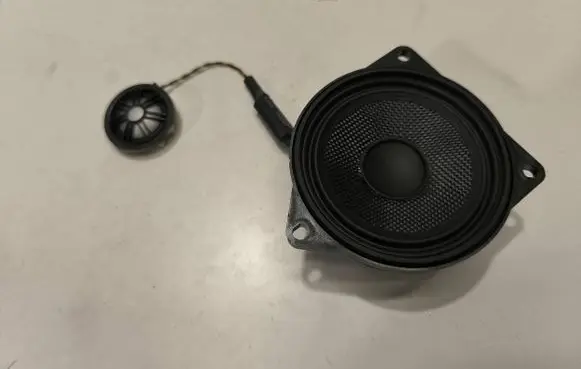 BMW X5M E70 Rear door speaker 9141501 188200 2208126045A