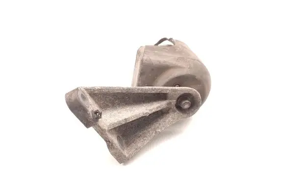 Jaguar XJ X350 Engine mount bracket