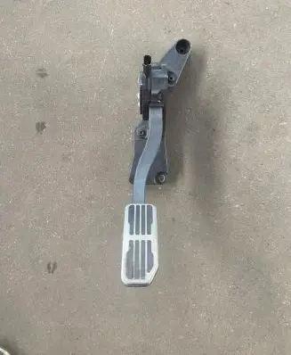 Land Rover Range Rover Velar Accelerator throttle pedal J8A2-9F836-BB