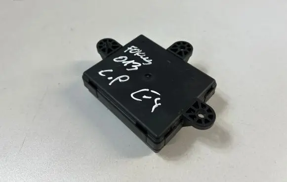 Ford Focus Door control unit/module BV6N14B531BJ