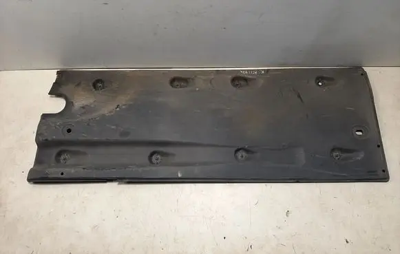 Volkswagen Jetta VI Side bottom protection 5C6825201