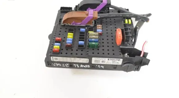 Volvo V70 Fuse box set 8688264 12217789
