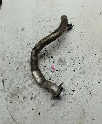Coolant pipe/hose