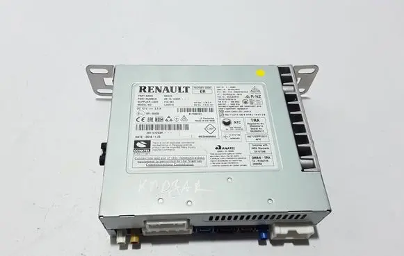 Radio/CD/DVD/GPS head unit