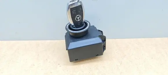 Mercedes-Benz E W212 Ignition lock A2129055000