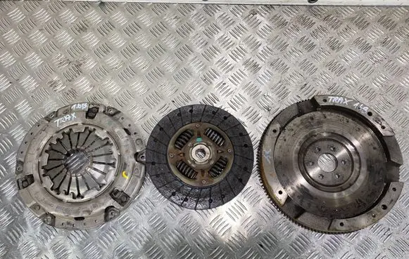 Chevrolet Trax Clutch set kit 687817961 55582938