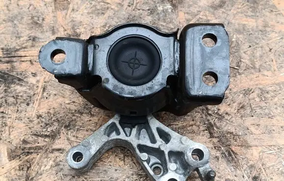 Renault Kadjar Engine mount bracket 112846249R