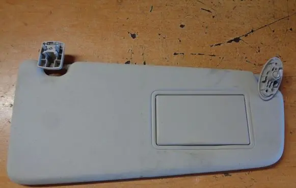 Ford Kuga I Sun visor