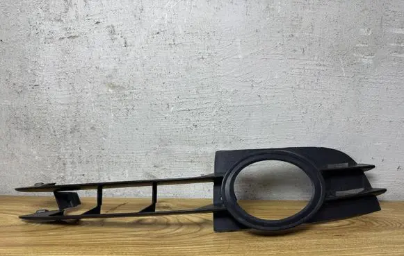 Audi A6 S6 C6 4F Front fog light trim/grill 