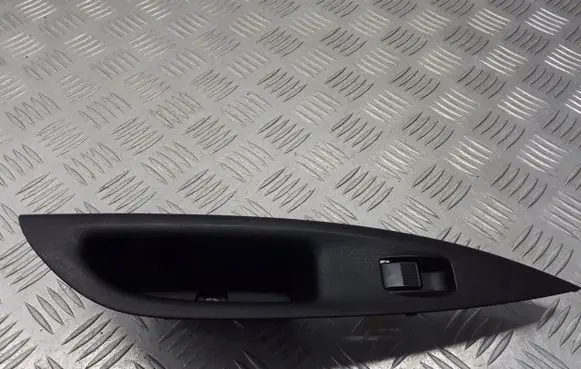 Mazda 6 Electric window control switch GJ6A-685J