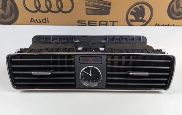 Volkswagen PASSAT B8 USA Dash center air vent grill 561819728
