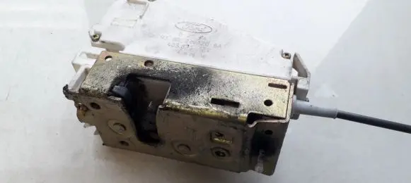 Ford Scorpio Rear door lock 93bg220a20ba