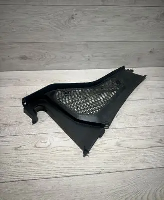 BMW X5 F15 Wiper trim 9245593 13671610 068570000