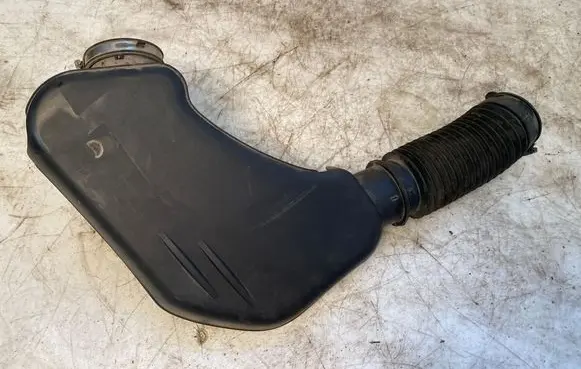 Dodge Charger Intake resonator 04861926AG 5115683 850843