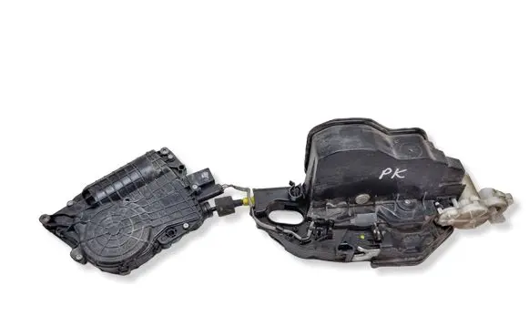 BMW X6 E71 Front door lock 7315019