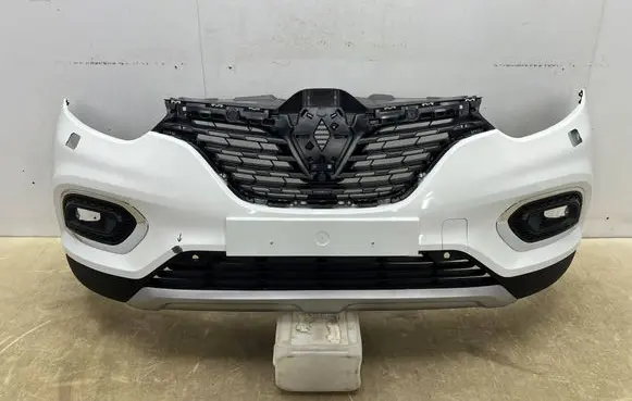 Renault Kadjar Front bumper 620221936R