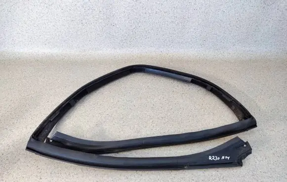 Mercedes-Benz SL R230 Rubber seal front coupe door window 2307200078