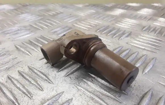 Opel Zafira B Crankshaft position sensor 0281002003